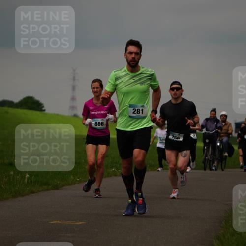 05.05.2024 - 7. Wedeler Halbmarathon Fuchs,  Jonas http://msf.ph/oto/6233982 05.05.2024 11:18:03 Laufen 866, 281, 546, 766 meine-sportfotos.de