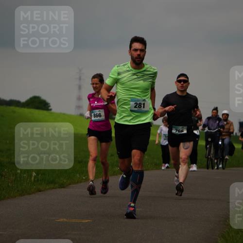 05.05.2024 - 7. Wedeler Halbmarathon Fuchs,  Jonas http://msf.ph/oto/6233984 05.05.2024 11:18:03 Laufen 866, 281, 766 meine-sportfotos.de