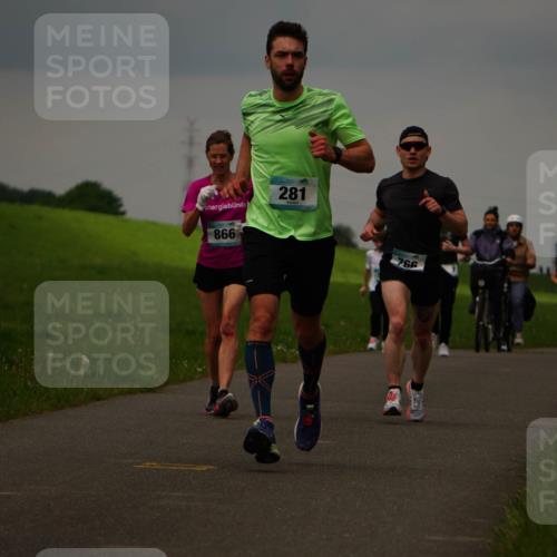 05.05.2024 - 7. Wedeler Halbmarathon Fuchs,  Jonas http://msf.ph/oto/6233987 05.05.2024 11:18:03 Laufen 866, 281, 766 meine-sportfotos.de