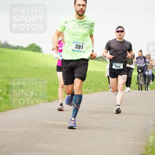 05.05.2024 - 7. Wedeler Halbmarathon Fuchs,  Jonas http://msf.ph/oto/6233992 05.05.2024 11:18:04 Laufen 8, 281, 766 meine-sportfotos.de