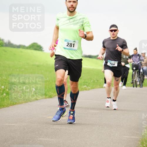 05.05.2024 - 7. Wedeler Halbmarathon Fuchs,  Jonas http://msf.ph/oto/6233994 05.05.2024 11:18:04 Laufen 281, 766, 823 meine-sportfotos.de