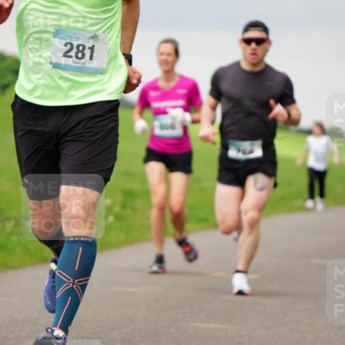 05.05.2024 - 7. Wedeler Halbmarathon Fuchs,  Jonas http://msf.ph/oto/6234007 05.05.2024 11:18:06 Laufen 281 meine-sportfotos.de