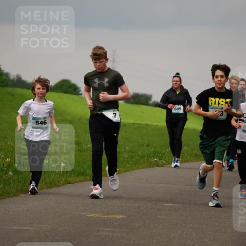 05.05.2024 - 7. Wedeler Halbmarathon Fuchs,  Jonas http://msf.ph/oto/6234030 05.05.2024 11:18:13 Laufen 546, 689, 23, 814 meine-sportfotos.de