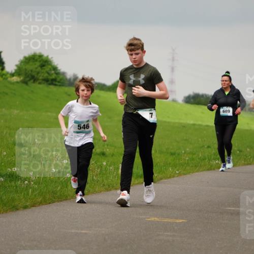 05.05.2024 - 7. Wedeler Halbmarathon Fuchs,  Jonas http://msf.ph/oto/6234037 05.05.2024 11:18:13 Laufen 546, 689, 3, 81 meine-sportfotos.de