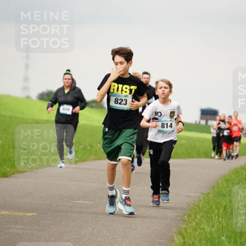 05.05.2024 - 7. Wedeler Halbmarathon Fuchs,  Jonas http://msf.ph/oto/6234044 05.05.2024 11:18:14 Laufen 7, 689, 823, 10, 814 meine-sportfotos.de