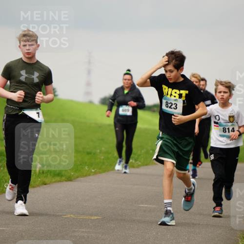 05.05.2024 - 7. Wedeler Halbmarathon Fuchs,  Jonas http://msf.ph/oto/6234049 05.05.2024 11:18:14 Laufen 546, 689, 823, 814 meine-sportfotos.de
