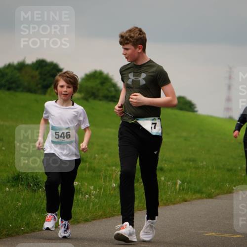 05.05.2024 - 7. Wedeler Halbmarathon Fuchs,  Jonas http://msf.ph/oto/6234051 05.05.2024 11:18:15 Laufen 7, 689, 546, 823 meine-sportfotos.de