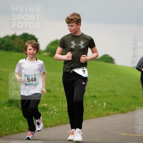 05.05.2024 - 7. Wedeler Halbmarathon Fuchs,  Jonas http://msf.ph/oto/6234054 05.05.2024 11:18:15 Laufen 546, 689, 823 meine-sportfotos.de