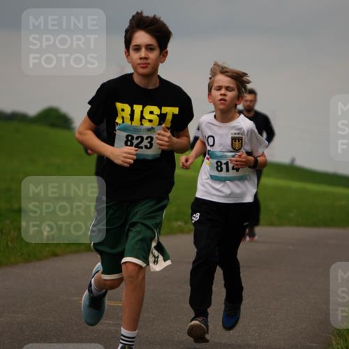 05.05.2024 - 7. Wedeler Halbmarathon Fuchs,  Jonas http://msf.ph/oto/6234058 05.05.2024 11:18:17 Laufen 823, 10, 814 meine-sportfotos.de