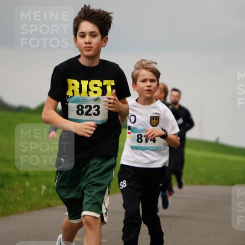 05.05.2024 - 7. Wedeler Halbmarathon Fuchs,  Jonas http://msf.ph/oto/6234065 05.05.2024 11:18:17 Laufen 823, 814 meine-sportfotos.de