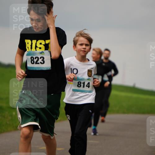 05.05.2024 - 7. Wedeler Halbmarathon Fuchs,  Jonas http://msf.ph/oto/6234066 05.05.2024 11:18:18 Laufen 823, 10, 814 meine-sportfotos.de