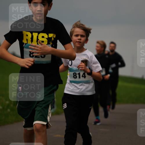 05.05.2024 - 7. Wedeler Halbmarathon Fuchs,  Jonas http://msf.ph/oto/6234068 05.05.2024 11:18:18 Laufen 30, 814 meine-sportfotos.de