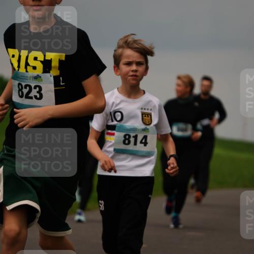 05.05.2024 - 7. Wedeler Halbmarathon Fuchs,  Jonas http://msf.ph/oto/6234070 05.05.2024 11:18:18 Laufen 10, 823, 10, 814, 210181 meine-sportfotos.de