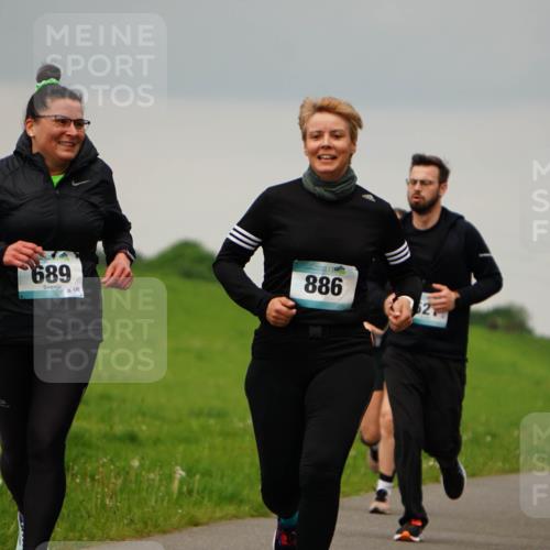05.05.2024 - 7. Wedeler Halbmarathon Fuchs,  Jonas http://msf.ph/oto/6234072 05.05.2024 11:18:20 Laufen 689, 148, 886 meine-sportfotos.de