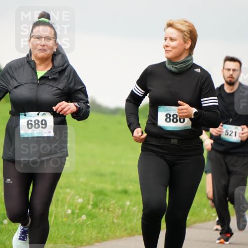 05.05.2024 - 7. Wedeler Halbmarathon Fuchs,  Jonas http://msf.ph/oto/6234081 05.05.2024 11:18:21 Laufen 689, 148, 880, 521 meine-sportfotos.de