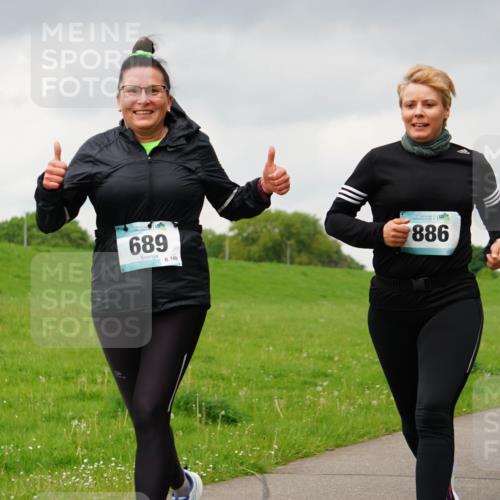 05.05.2024 - 7. Wedeler Halbmarathon Fuchs,  Jonas http://msf.ph/oto/6234099 05.05.2024 11:18:24 Laufen 136, 689, 148, 886, 521 meine-sportfotos.de