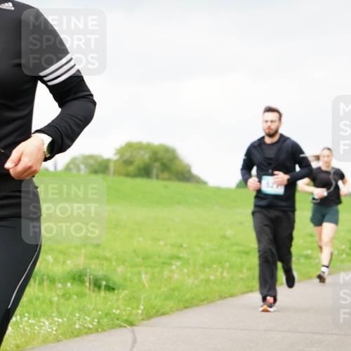05.05.2024 - 7. Wedeler Halbmarathon Fuchs,  Jonas http://msf.ph/oto/6234105 05.05.2024 11:18:26 Laufen 886 meine-sportfotos.de