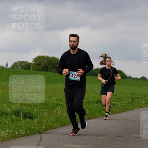 05.05.2024 - 7. Wedeler Halbmarathon Fuchs,  Jonas http://msf.ph/oto/6234109 05.05.2024 11:18:27 Laufen 521 meine-sportfotos.de