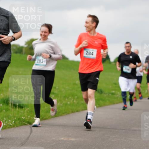 05.05.2024 - 7. Wedeler Halbmarathon Fuchs,  Jonas http://msf.ph/oto/6234145 05.05.2024 11:18:42 Laufen 556, 283, 284 meine-sportfotos.de
