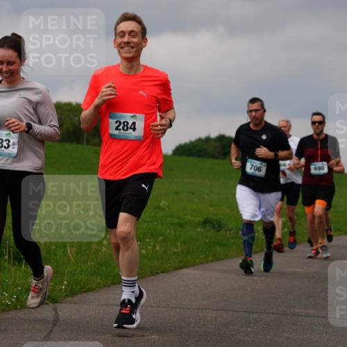 05.05.2024 - 7. Wedeler Halbmarathon Fuchs,  Jonas http://msf.ph/oto/6234152 05.05.2024 11:18:42 Laufen 283, 284, 690, 706 meine-sportfotos.de
