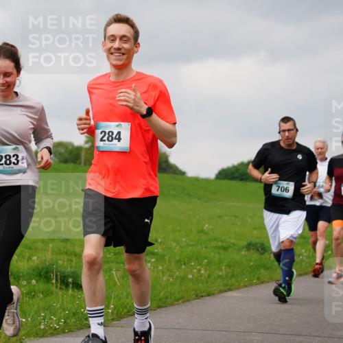 05.05.2024 - 7. Wedeler Halbmarathon Fuchs,  Jonas http://msf.ph/oto/6234156 05.05.2024 11:18:43 Laufen 7, 283, 284, 566, 706, 690 meine-sportfotos.de
