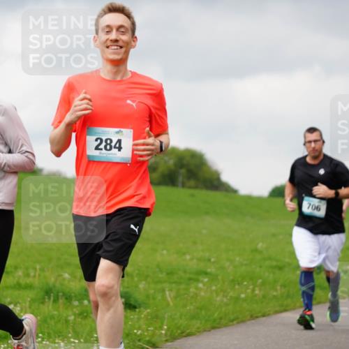 05.05.2024 - 7. Wedeler Halbmarathon Fuchs,  Jonas http://msf.ph/oto/6234160 05.05.2024 11:18:43 Laufen 283, 284, 706, 690 meine-sportfotos.de