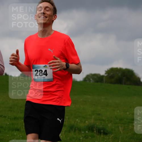 05.05.2024 - 7. Wedeler Halbmarathon Fuchs,  Jonas http://msf.ph/oto/6234166 05.05.2024 11:18:43 Laufen 2839, 56, 284, 706 meine-sportfotos.de