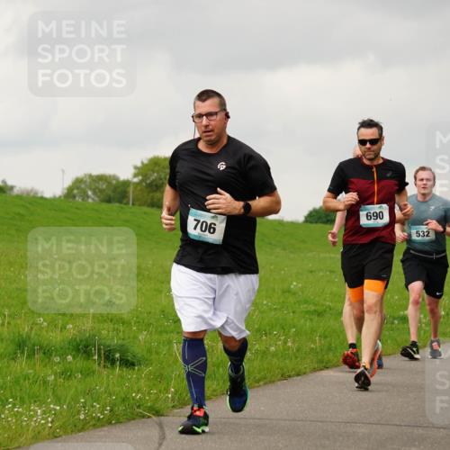 05.05.2024 - 7. Wedeler Halbmarathon Fuchs,  Jonas http://msf.ph/oto/6234169 05.05.2024 11:18:44 Laufen 690, 532, 706 meine-sportfotos.de