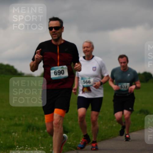05.05.2024 - 7. Wedeler Halbmarathon Fuchs,  Jonas http://msf.ph/oto/6234192 05.05.2024 11:18:46 Laufen 690, 566, 532 meine-sportfotos.de