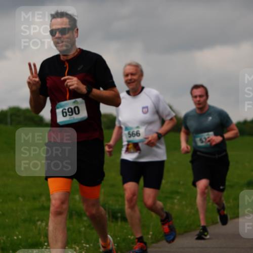 05.05.2024 - 7. Wedeler Halbmarathon Fuchs,  Jonas http://msf.ph/oto/6234195 05.05.2024 11:18:47 Laufen 690, 566 meine-sportfotos.de