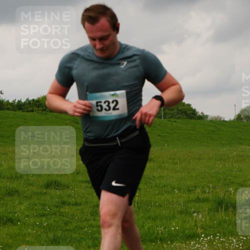 05.05.2024 - 7. Wedeler Halbmarathon Fuchs,  Jonas http://msf.ph/oto/6234207 05.05.2024 11:18:49 Laufen 532 meine-sportfotos.de