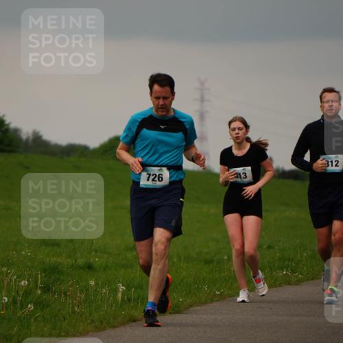 05.05.2024 - 7. Wedeler Halbmarathon Fuchs,  Jonas http://msf.ph/oto/6234249 05.05.2024 11:19:00 Laufen 726, 312, 786 meine-sportfotos.de