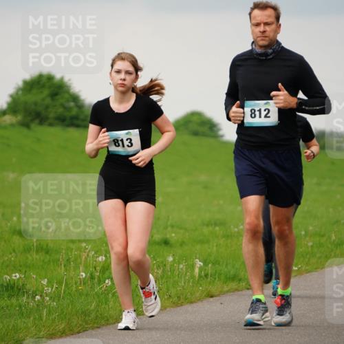 05.05.2024 - 7. Wedeler Halbmarathon Fuchs,  Jonas http://msf.ph/oto/6234268 05.05.2024 11:19:05 Laufen 813, 812, 786 meine-sportfotos.de