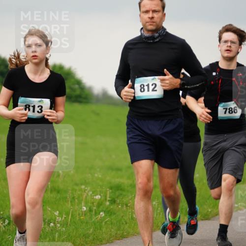 05.05.2024 - 7. Wedeler Halbmarathon Fuchs,  Jonas http://msf.ph/oto/6234276 05.05.2024 11:19:06 Laufen 813, 812, 786, 530 meine-sportfotos.de