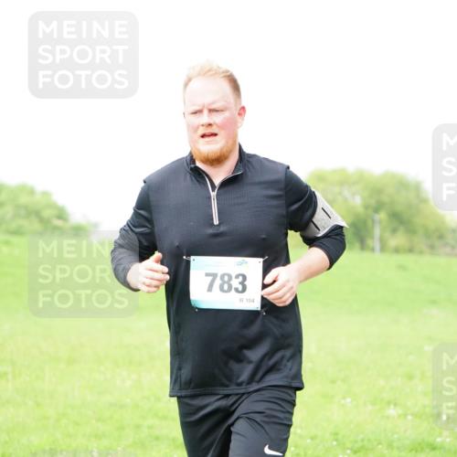05.05.2024 - 7. Wedeler Halbmarathon Fuchs,  Jonas http://msf.ph/oto/6234313 05.05.2024 11:19:25 Laufen 196, 783, 104 meine-sportfotos.de