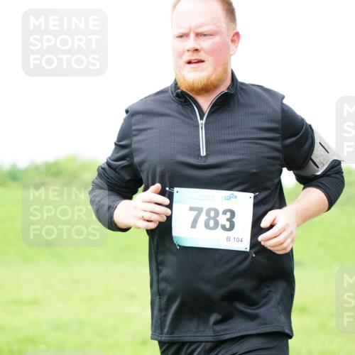 05.05.2024 - 7. Wedeler Halbmarathon Fuchs,  Jonas http://msf.ph/oto/6234320 05.05.2024 11:19:26 Laufen 783, 104 meine-sportfotos.de