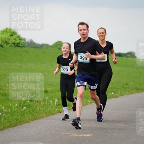 05.05.2024 - 7. Wedeler Halbmarathon Fuchs,  Jonas http://msf.ph/oto/6234328 05.05.2024 11:19:33 Laufen 273, 395, 614, 828 meine-sportfotos.de