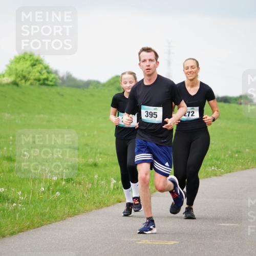 05.05.2024 - 7. Wedeler Halbmarathon Fuchs,  Jonas http://msf.ph/oto/6234329 05.05.2024 11:19:33 Laufen 395, 272, 611 meine-sportfotos.de