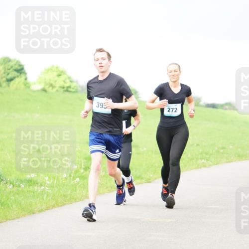 05.05.2024 - 7. Wedeler Halbmarathon Fuchs,  Jonas http://msf.ph/oto/6234334 05.05.2024 11:19:34 Laufen 393, 272 meine-sportfotos.de