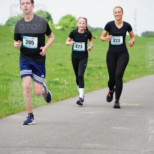 05.05.2024 - 7. Wedeler Halbmarathon Fuchs,  Jonas http://msf.ph/oto/6234338 05.05.2024 11:19:36 Laufen 395, 273, 272 meine-sportfotos.de
