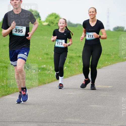 05.05.2024 - 7. Wedeler Halbmarathon Fuchs,  Jonas http://msf.ph/oto/6234339 05.05.2024 11:19:36 Laufen 395, 273, 272 meine-sportfotos.de