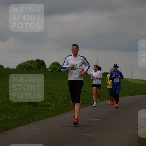05.05.2024 - 7. Wedeler Halbmarathon Fuchs,  Jonas http://msf.ph/oto/6234362 05.05.2024 11:19:43 Laufen 828 meine-sportfotos.de