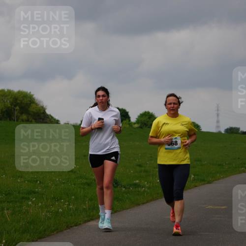 05.05.2024 - 7. Wedeler Halbmarathon Fuchs,  Jonas http://msf.ph/oto/6234387 05.05.2024 11:19:50 Laufen 892 meine-sportfotos.de