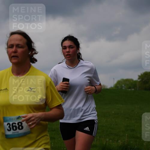 05.05.2024 - 7. Wedeler Halbmarathon Fuchs,  Jonas http://msf.ph/oto/6234410 05.05.2024 11:19:54 Laufen 368 meine-sportfotos.de