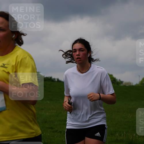 05.05.2024 - 7. Wedeler Halbmarathon Fuchs,  Jonas http://msf.ph/oto/6234412 05.05.2024 11:19:54 Laufen 368 meine-sportfotos.de