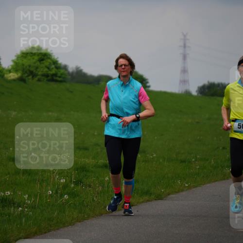 05.05.2024 - 7. Wedeler Halbmarathon Fuchs,  Jonas http://msf.ph/oto/6234421 05.05.2024 11:20:03 Laufen 502, 544 meine-sportfotos.de