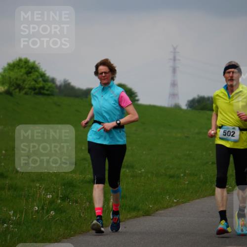 05.05.2024 - 7. Wedeler Halbmarathon Fuchs,  Jonas http://msf.ph/oto/6234422 05.05.2024 11:20:03 Laufen 502, 544 meine-sportfotos.de
