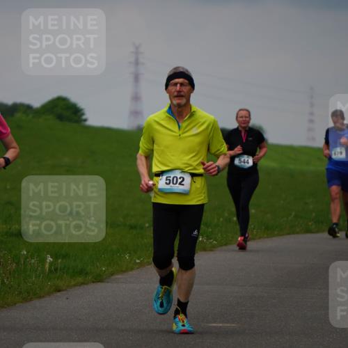 05.05.2024 - 7. Wedeler Halbmarathon Fuchs,  Jonas http://msf.ph/oto/6234425 05.05.2024 11:20:05 Laufen 502, 544, 679, 508 meine-sportfotos.de