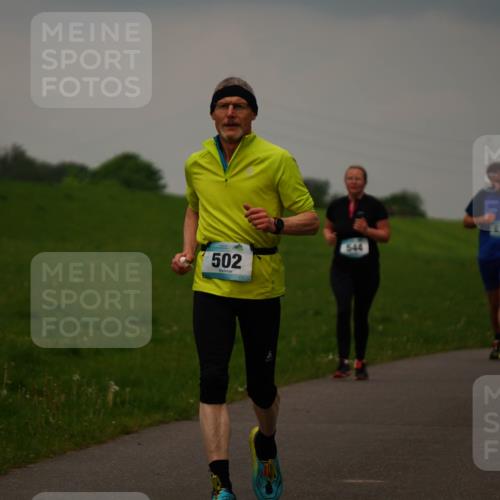 05.05.2024 - 7. Wedeler Halbmarathon Fuchs,  Jonas http://msf.ph/oto/6234433 05.05.2024 11:20:06 Laufen 502, 544, 679 meine-sportfotos.de