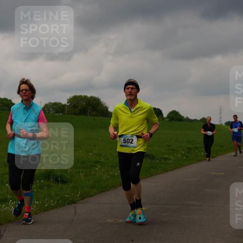 05.05.2024 - 7. Wedeler Halbmarathon Fuchs,  Jonas http://msf.ph/oto/6234450 05.05.2024 11:20:10 Laufen 502, 679 meine-sportfotos.de